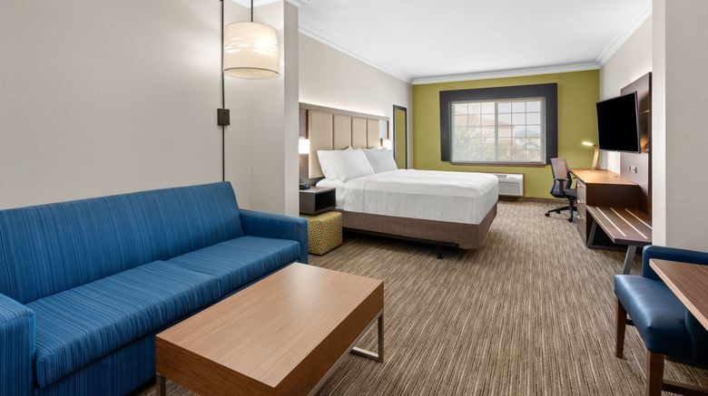 <b>Holiday Inn Express Hotel & Suites Suite</b>. Images powered by <a href="https://www.leonardoworldwide.com/" title="Leonardo Worldwide" target="_blank">Leonardo</a>.