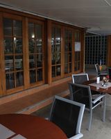 Huon Gulf Hotel & Apartments