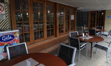 Huon Gulf Hotel & Apartments