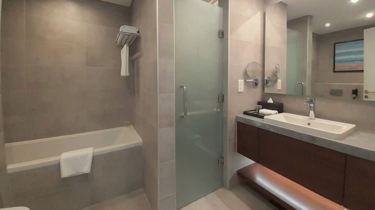 Somerset West Bay Doha Room