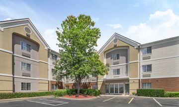 Candlewood Suites
