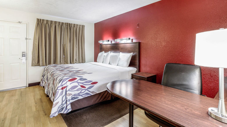 <b>Red Roof Inn Gallup Room</b>. Images powered by <a href="https://www.leonardoworldwide.com/" title="Leonardo Worldwide" target="_blank">Leonardo</a>.