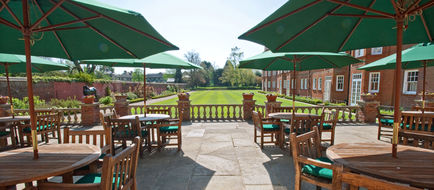 Cbh Jockey Club Rooms Exterior
