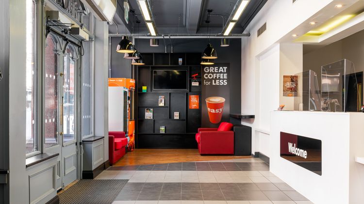 easyHotel Newcastle City Centre Lobby