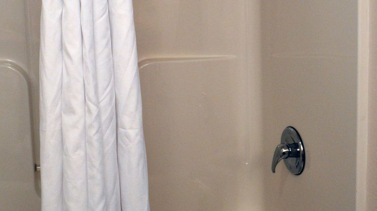 Holiday Inn & Suites Syracuse Airport Room
