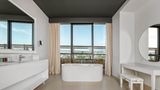 Crowne Plaza Podgorica Room