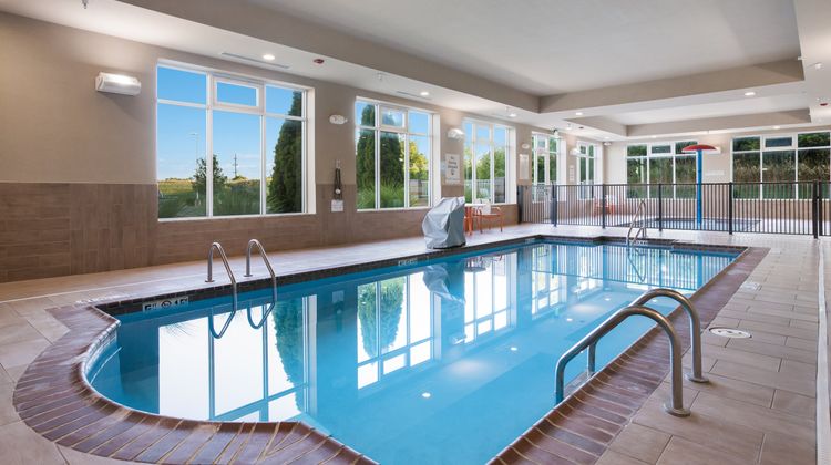 Holiday Inn Jackson Northwest Pool