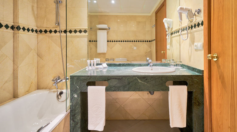 <b>Exe Ciudad de Cordoba Room</b>. Images powered by <a href="https://www.leonardoworldwide.com/" title="Leonardo Worldwide" target="_blank">Leonardo</a>.
