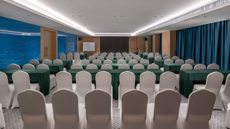 Holiday Inn Exp South Railway Station Meeting