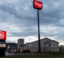 Red Roof Inn Morehead Exterior