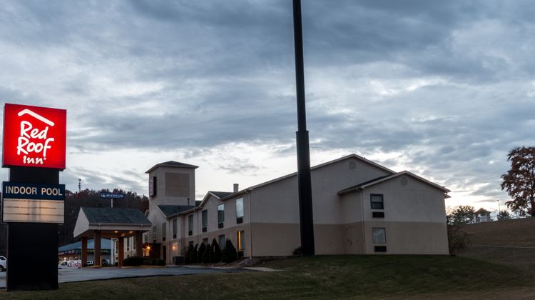 Red Roof Inn Morehead Exterior