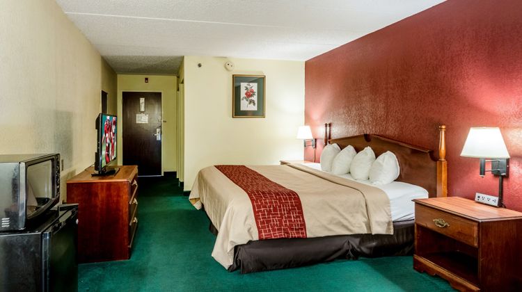 Red Roof Inn Morehead Room