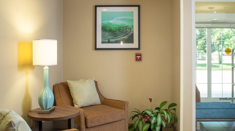 Candlewood Suites Lobby