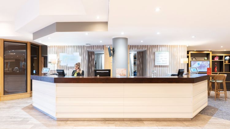 Holiday Inn Hemel Hempstead Exterior