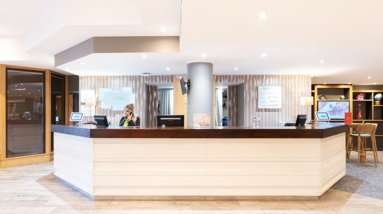 <b>Holiday Inn Hemel Hempstead Exterior</b>. Images powered by <a href="https://www.leonardoworldwide.com/" title="Leonardo Worldwide" target="_blank">Leonardo</a>.