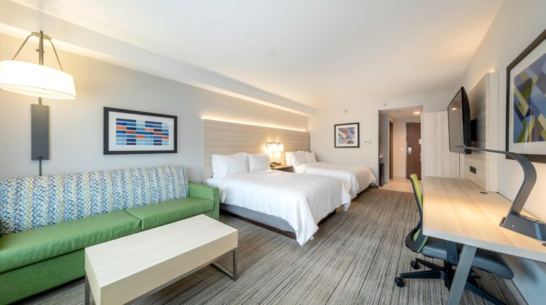 <b>Holiday Inn Express & Suites Staunton Suite</b>. Images powered by <a href="https://www.leonardoworldwide.com/" title="Leonardo Worldwide" target="_blank">Leonardo</a>.