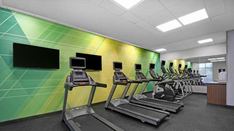 Holiday Inn Grand Rapids North-Walker Health Club