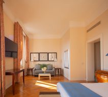 Rose Garden Palace Room