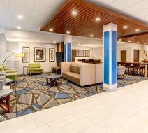 Holiday Inn Express & Suites West Allis Lobby