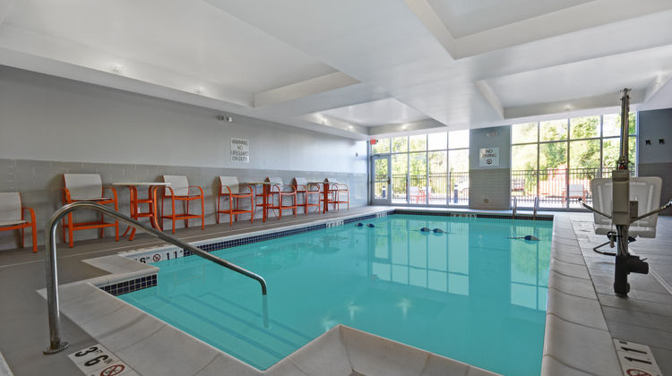 Holiday Inn Grand Rapids North-Walker Pool