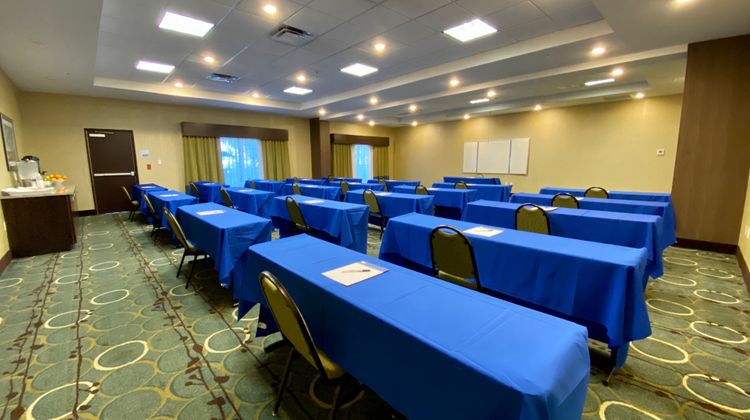 Holiday Inn Express Orlando East Meeting