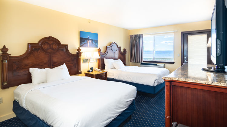 Fireside Inn & Suites Oceans Edge Room