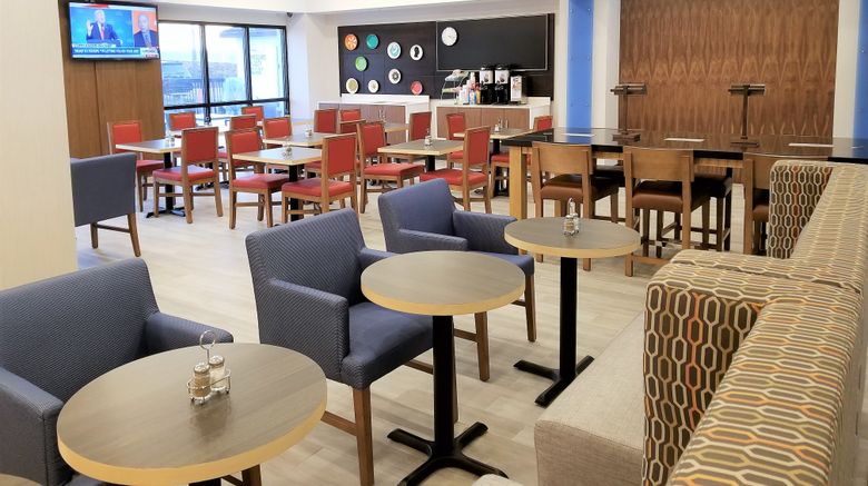 <b>Holiday Inn Express Columbia NE Restaurant</b>. Images powered by <a href="https://www.leonardoworldwide.com/" title="Leonardo Worldwide" target="_blank">Leonardo</a>.