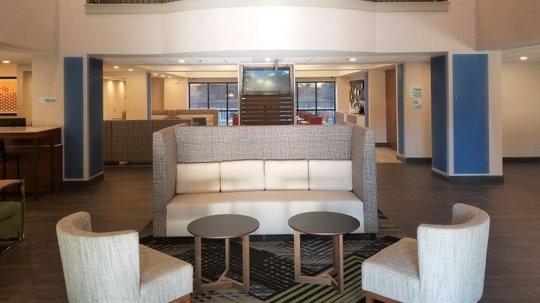 <b>Holiday Inn Express Columbia NE Lobby</b>. Images powered by <a href="https://www.leonardoworldwide.com/" title="Leonardo Worldwide" target="_blank">Leonardo</a>.