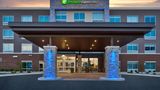 Holiday Inn Express & Stes Airport South Exterior