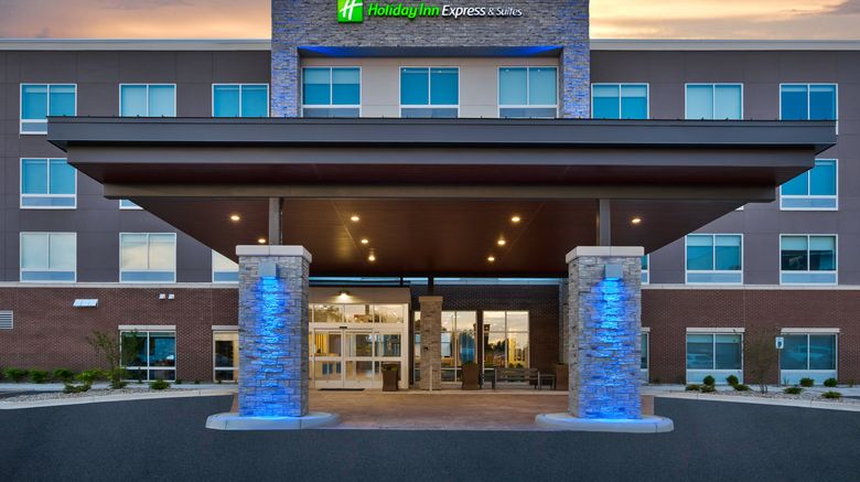 <b>Holiday Inn Express & Stes Airport South Exterior</b>. Images powered by <a href="https://www.leonardoworldwide.com/" title="Leonardo Worldwide" target="_blank">Leonardo</a>.