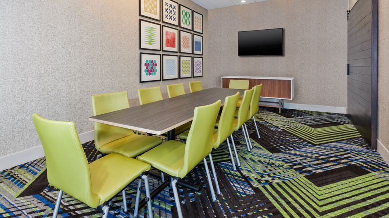 <b>Holiday Inn Express & Stes Airport South Meeting</b>. Images powered by <a href="https://www.leonardoworldwide.com/" title="Leonardo Worldwide" target="_blank">Leonardo</a>.