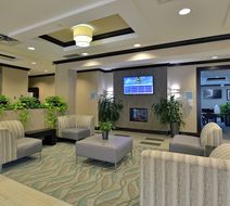 Holiday Inn Express & Suites Orleans SW Lobby