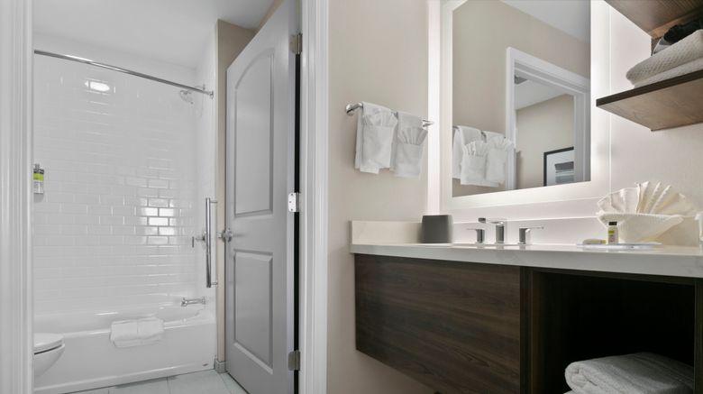 <b>Staybridge Suites Atlanta NE-Duluth Suite</b>. Images powered by <a href="https://www.leonardoworldwide.com/" title="Leonardo Worldwide" target="_blank">Leonardo</a>.
