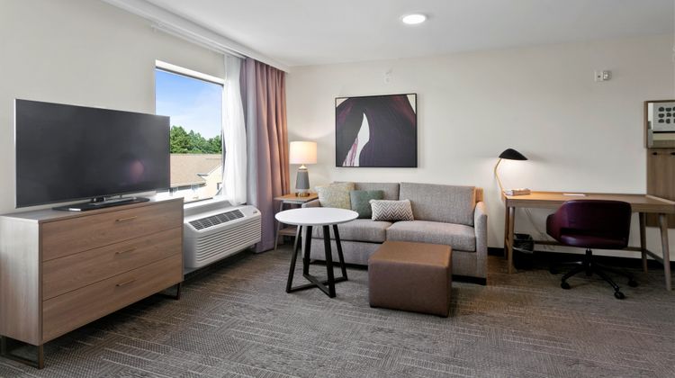 Staybridge Suites Atlanta NE-Duluth Room