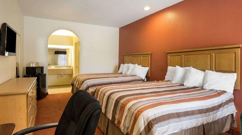 <b>Scottish Inns & Suites Room</b>. Images powered by <a href="https://www.leonardoworldwide.com/" title="Leonardo Worldwide" target="_blank">Leonardo</a>.