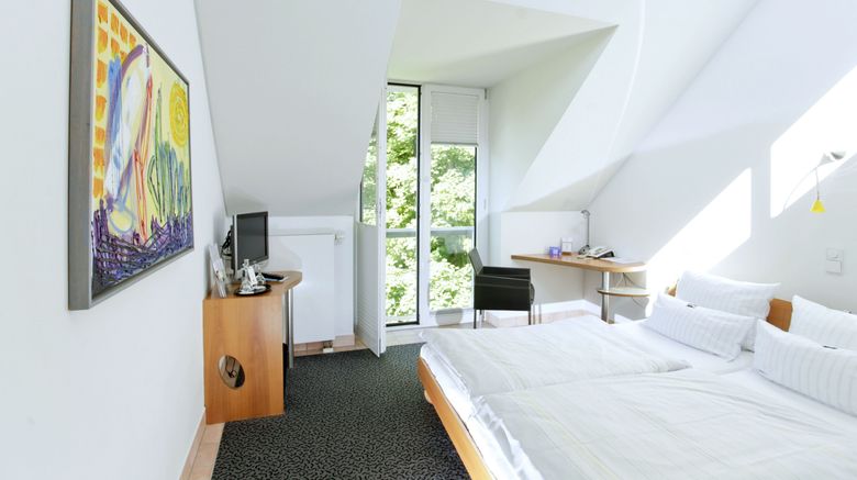 <b>Hotel Watthalden Room</b>. Images powered by <a href="https://www.leonardoworldwide.com/" title="Leonardo Worldwide" target="_blank">Leonardo</a>.