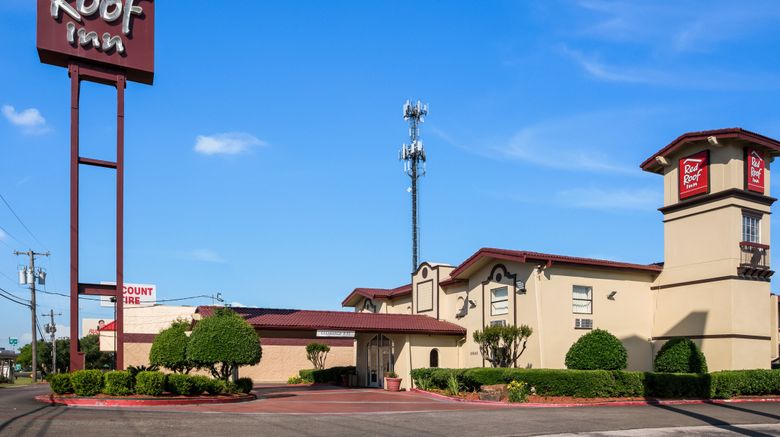 Red Roof Inn Dallas - Richardson Exterior. Images powered by <a href="https://www.leonardoworldwide.com" target="_blank" rel="noopener">Leonardo</a>.