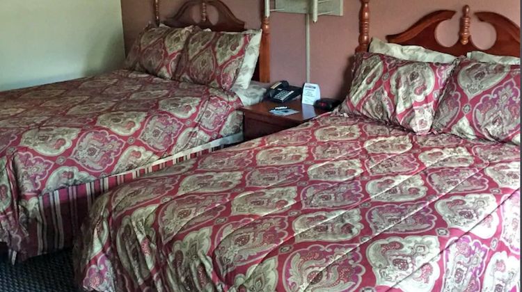 Scottish Inn Room
