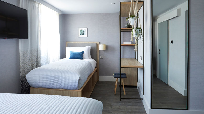 <b>Inhabit Southwick Street Room</b>. Images powered by <a href="https://www.leonardoworldwide.com/" title="Leonardo Worldwide" target="_blank">Leonardo</a>.