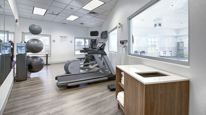 <b>Holiday Inn Express Hotel & Suites Arpt Health Club</b>. Images powered by <a href="https://www.leonardoworldwide.com/" title="Leonardo Worldwide" target="_blank">Leonardo</a>.