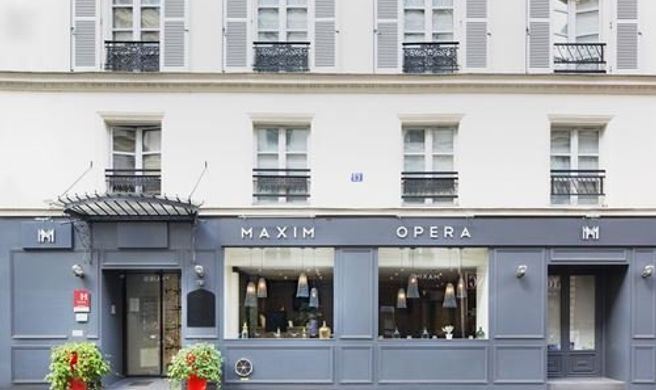 Hotel Maxim Opera Exterior