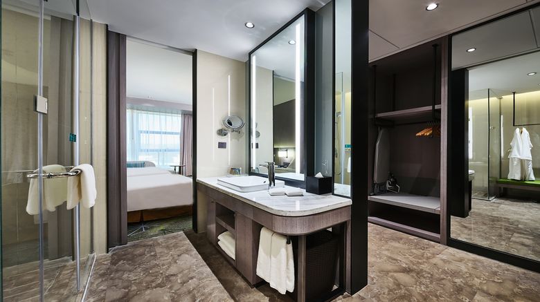 <b>Holiday Inn Xining Hot-Spring Room</b>. Images powered by <a href="https://www.leonardoworldwide.com/" title="Leonardo Worldwide" target="_blank">Leonardo</a>.