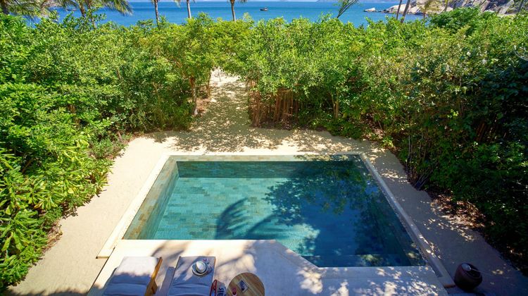 Six Senses Ninh Van Bay Room
