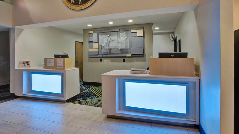 <b>Holiday Inn Express Hotel & Suites Lobby</b>. Images powered by <a href="https://www.leonardoworldwide.com/" title="Leonardo Worldwide" target="_blank">Leonardo</a>.