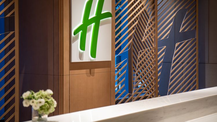 Holiday Inn Wuxi Central Station Lobby