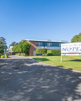 Hawkesbury Race Club Motel