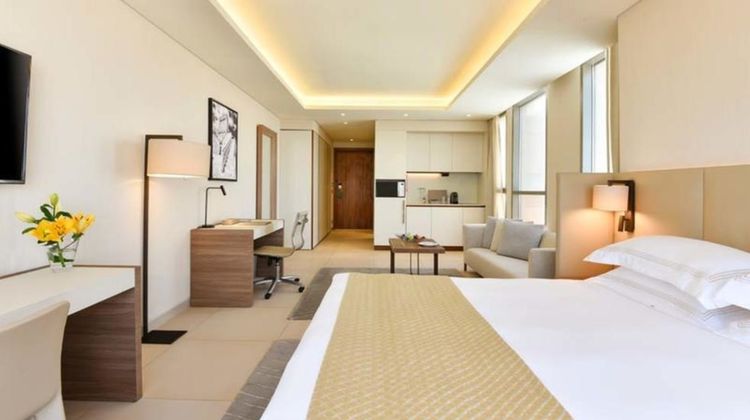 voco Doha West Bay Suites Room