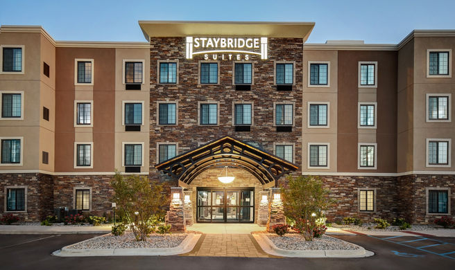 Staybridge Suites Holland Exterior