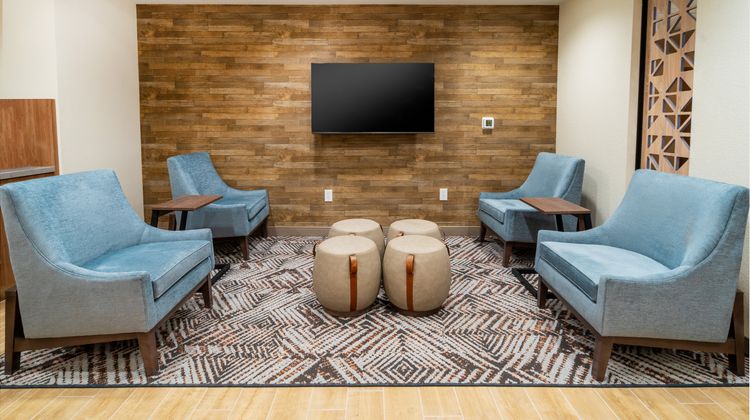 Candlewood Suites Las Vegas-E Tropicana Lobby