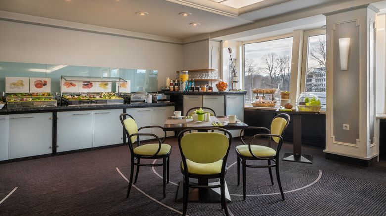 <b>Select Hotel Tiefenthal Hamburg Restaurant</b>. Images powered by <a href="https://leonardo.com/" title="Leonardo Worldwide" target="_blank">Leonardo</a>.
